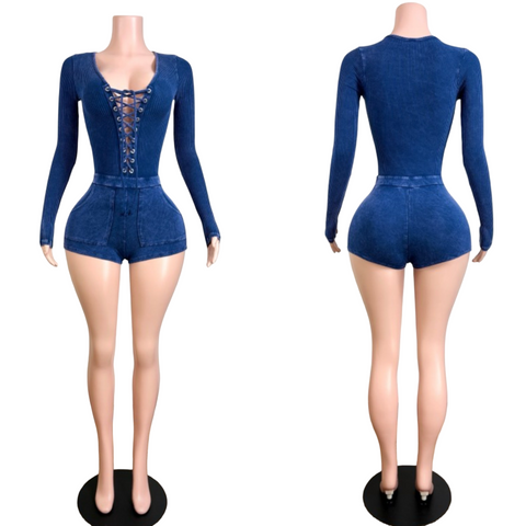 Laced romper w/pockets