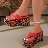 Leopard Thong Platz Sandals