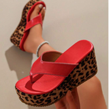 Leopard Thong Platz Sandals