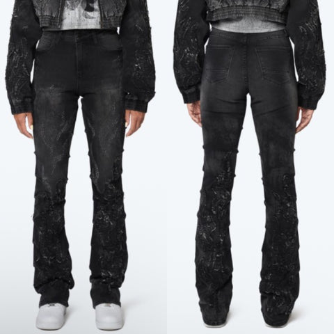 Show stops stacked jeans